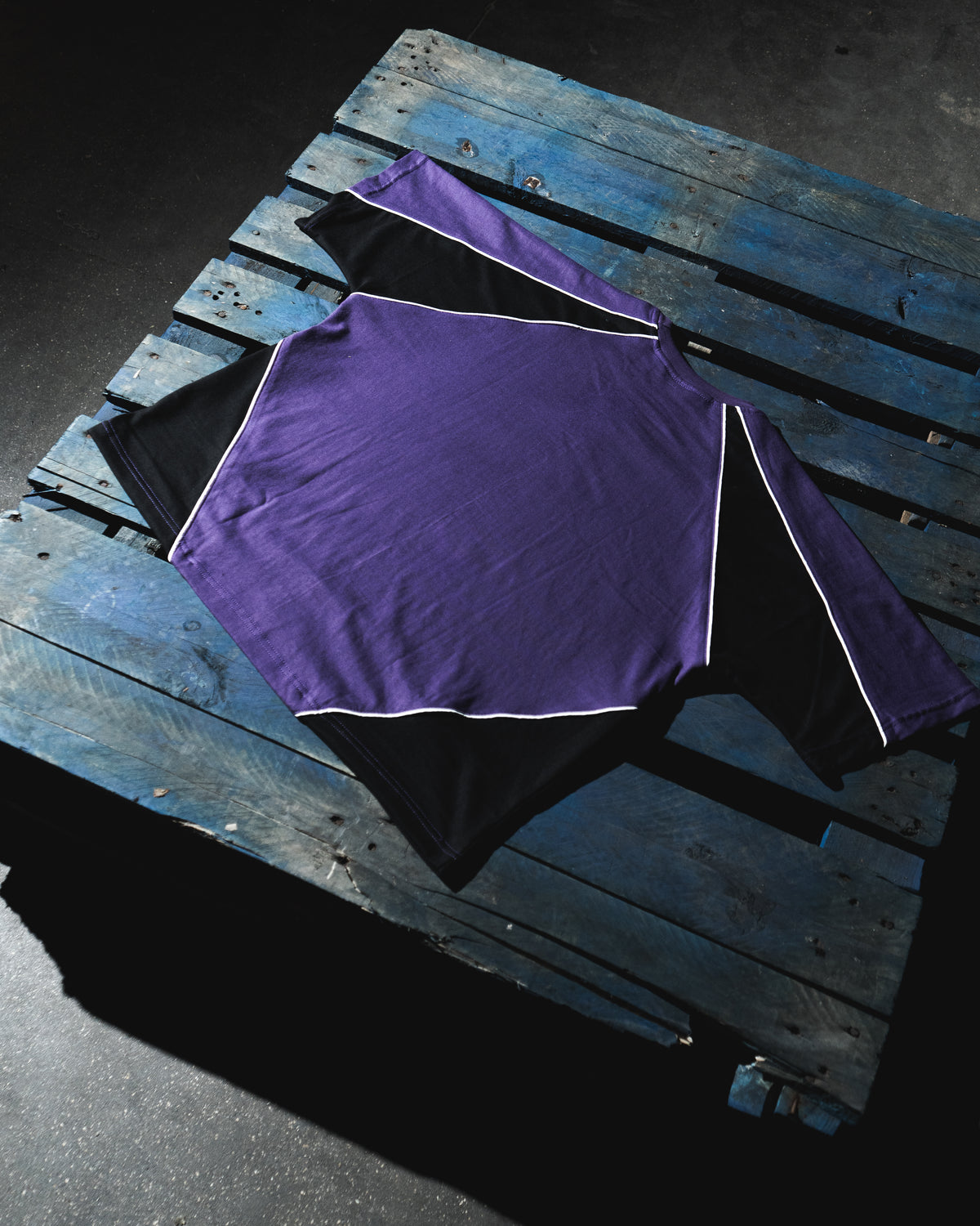 PURPLE REFLECTIVE T-SHIRT
